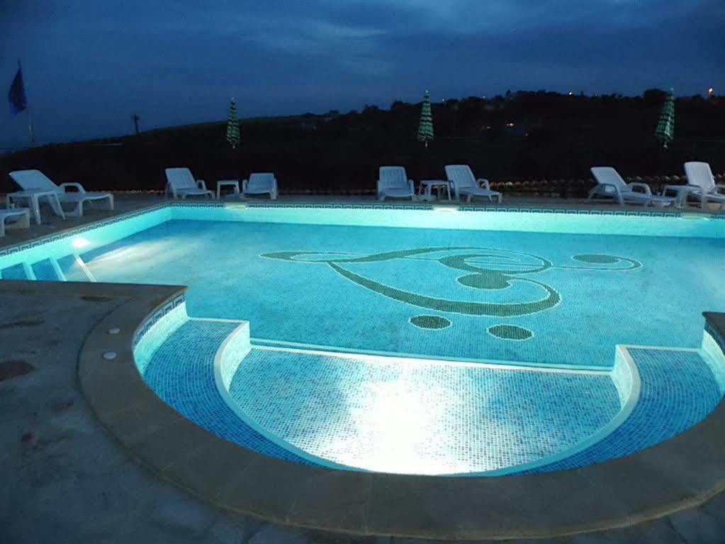 Villa Топола Екстер'єр фото